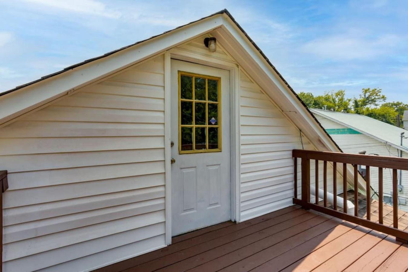Columbia Cottage Cozy