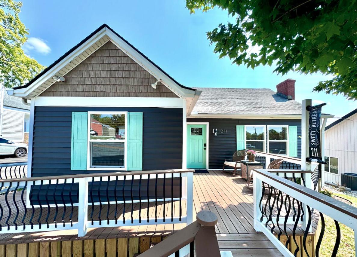 The Sweet Retreat Accessible Historic Home