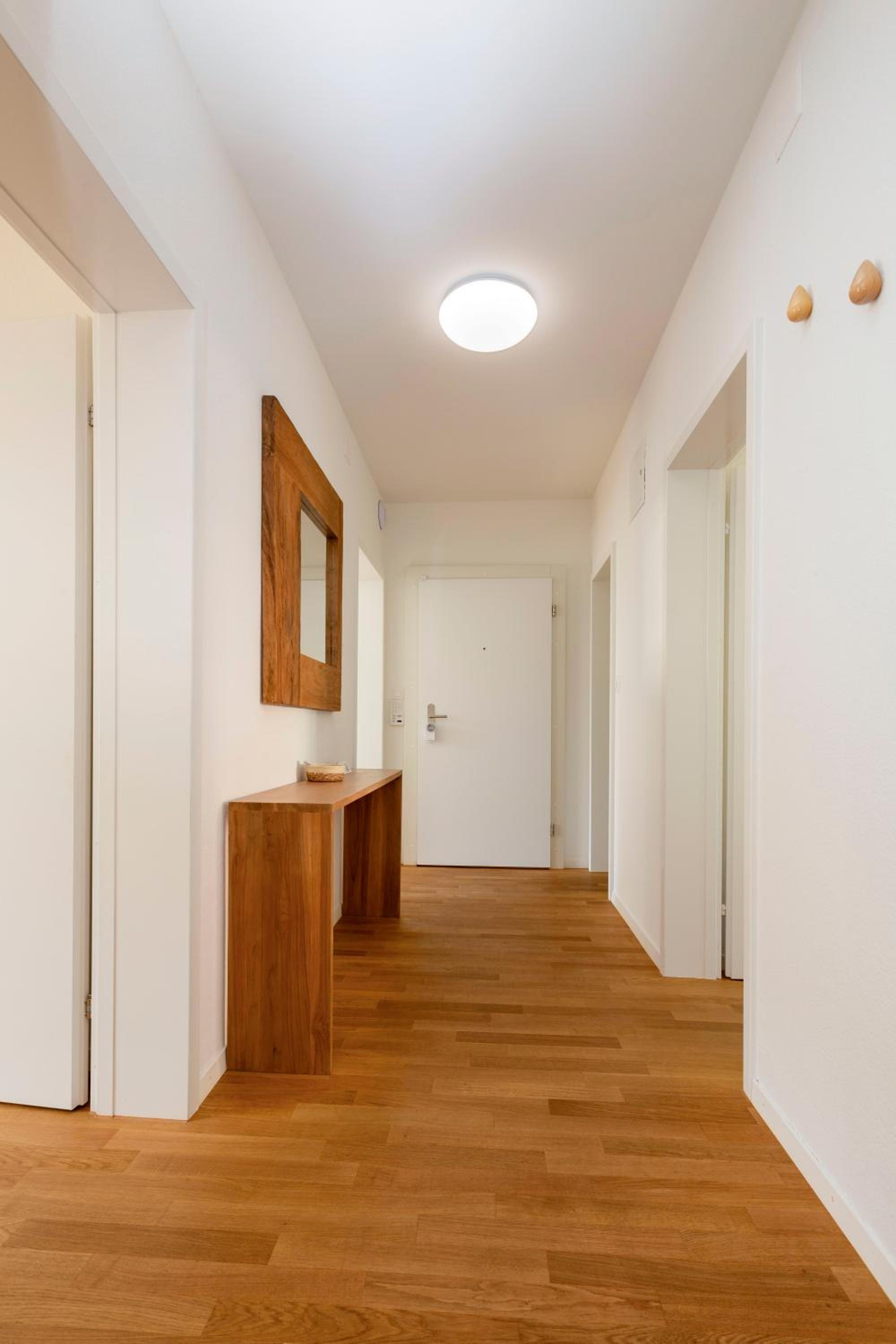 KAYA Zurich Apartment 2B - Downtown 2BR Deluxe Apt