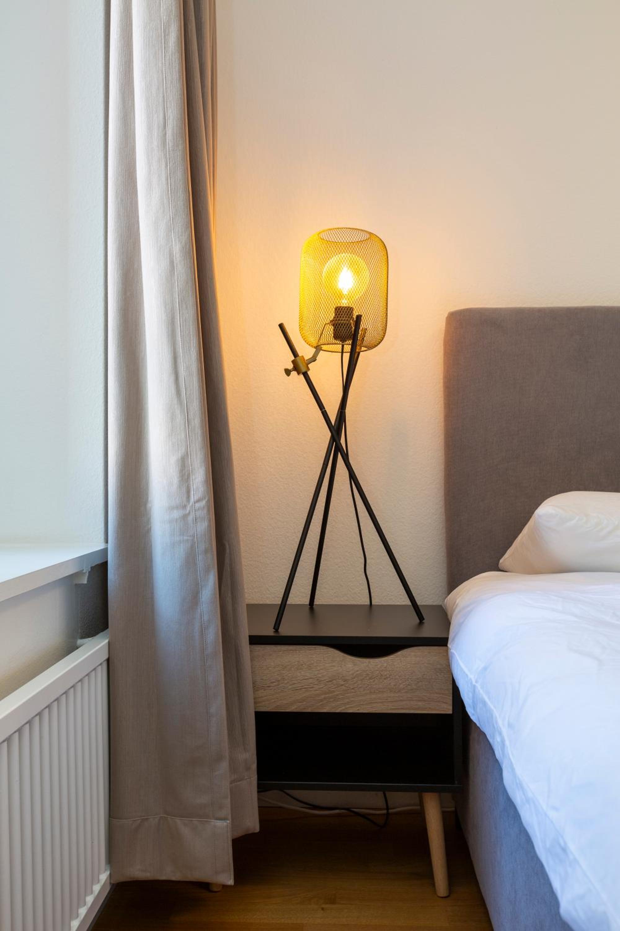 KAYA Zurich Apartment 2B - Downtown 2BR Deluxe Apt