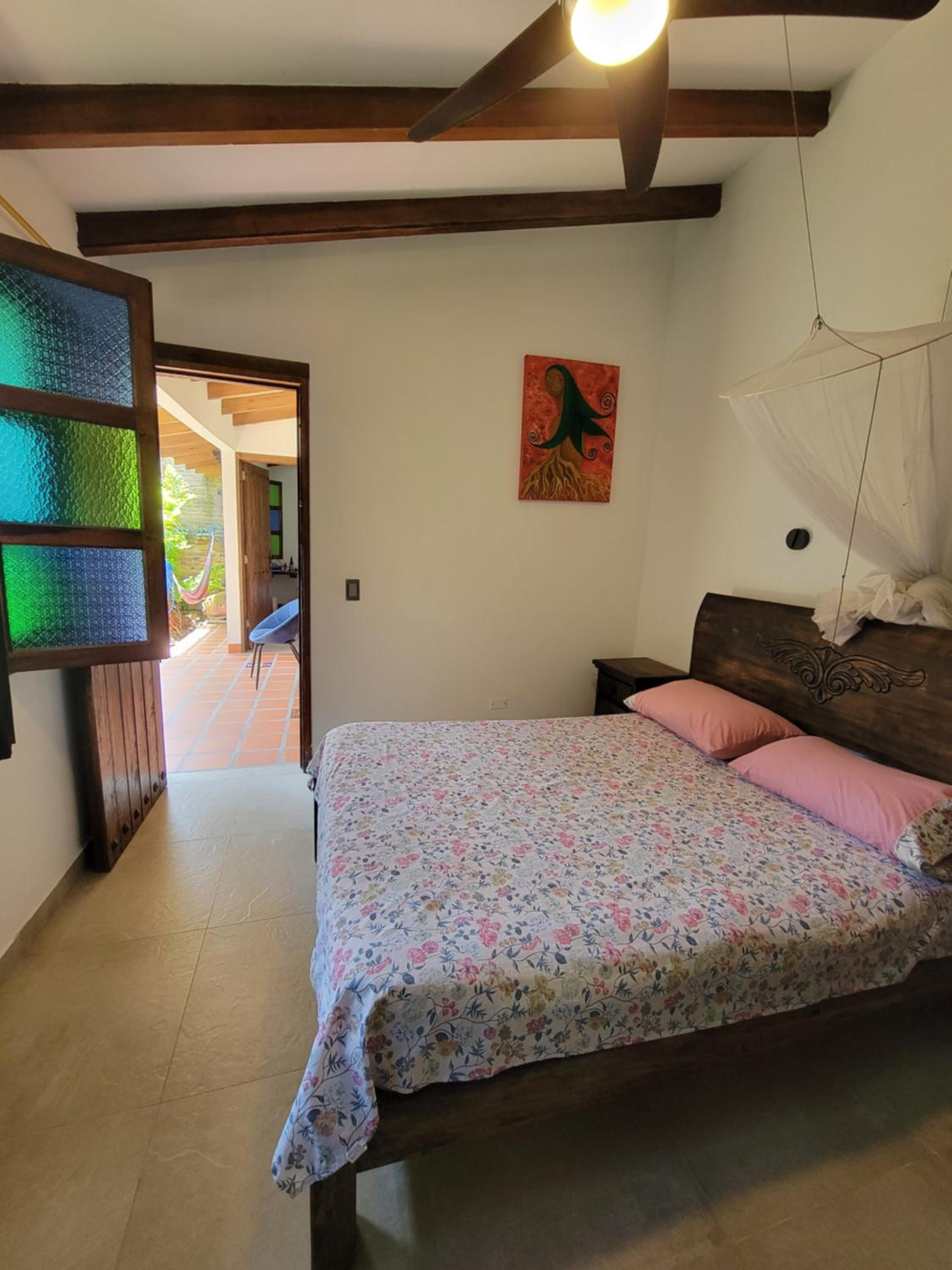 Beautiful Double Room, Private Bathroom, Garden