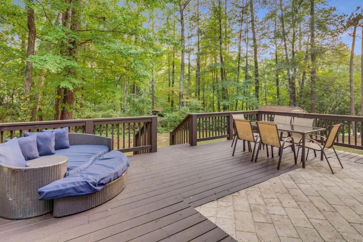 Spacious 5BR Retreat Sleeps 12,Large Deck view 5