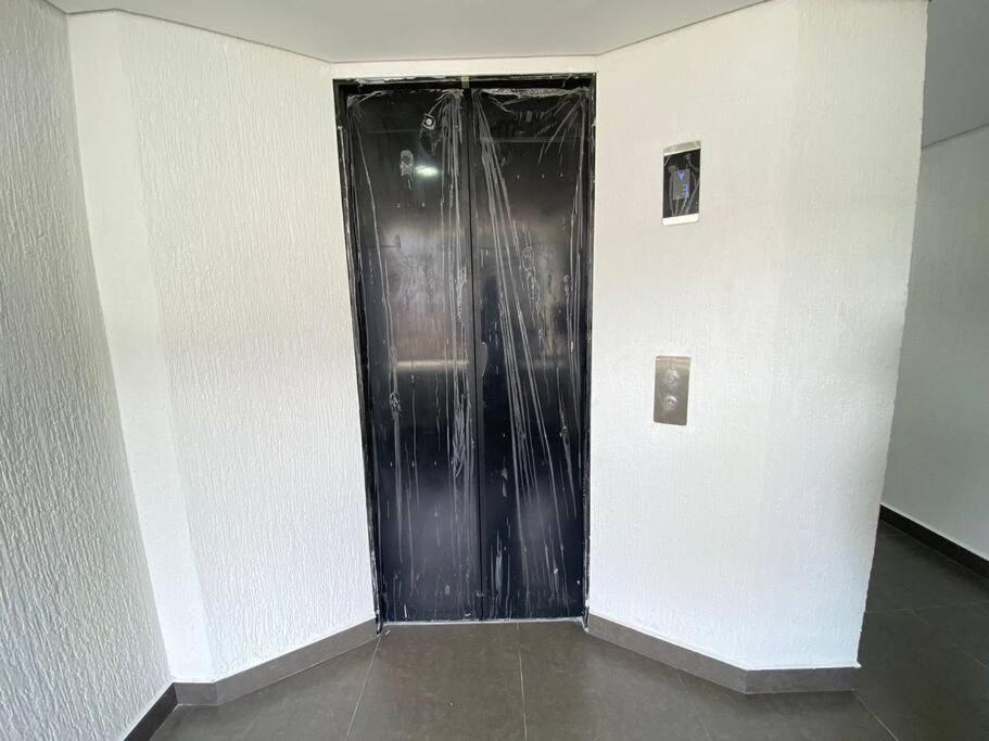 Estocolmo 305-Lindo Apartaestudio cerca al Portal del Quindio