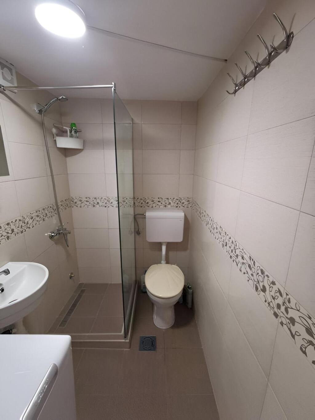 Nov apartman u mirnoj ulici u centru Beograda