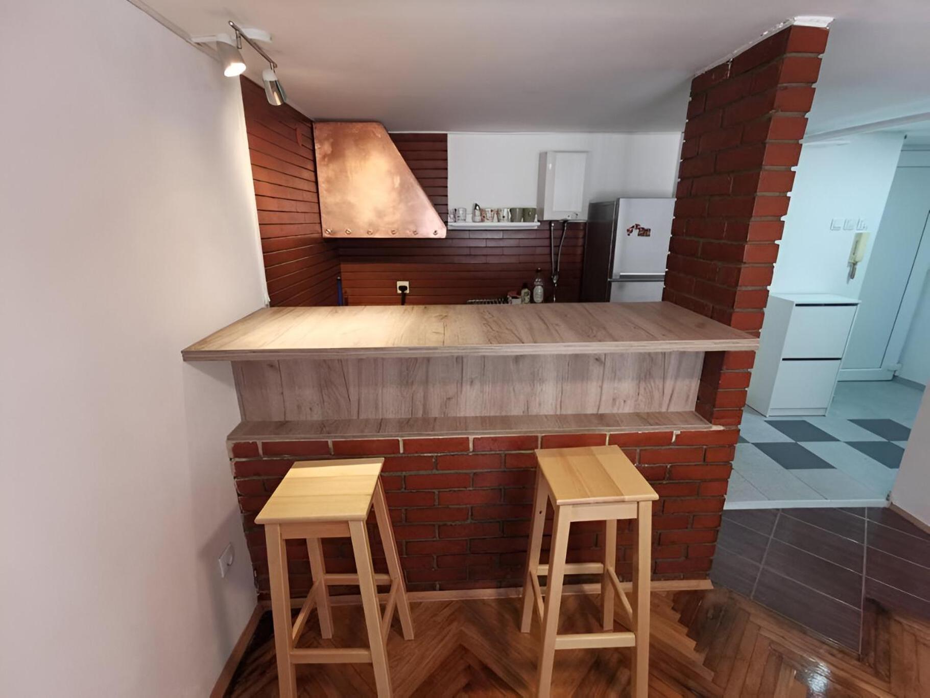 Nov apartman u mirnoj ulici u centru Beograda