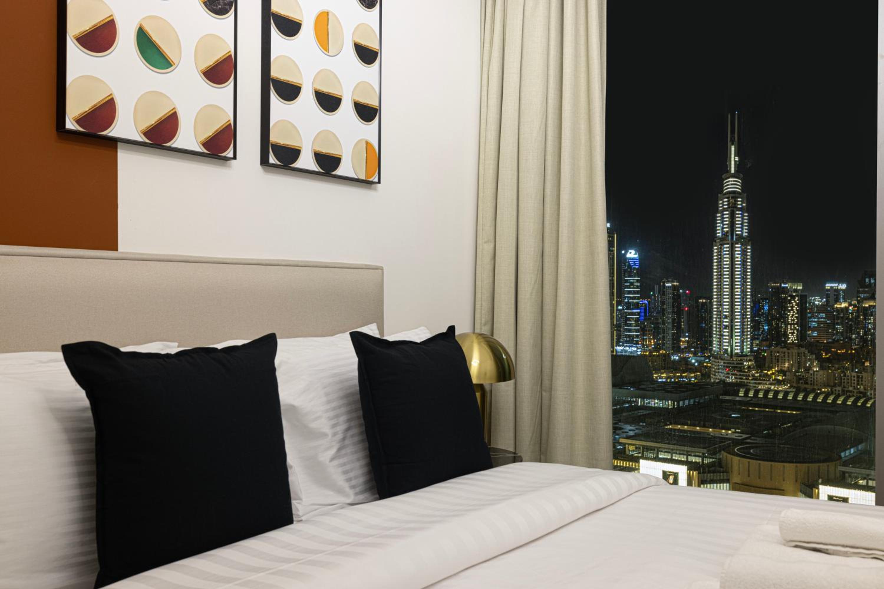 Stunning Two-Bedroom Apartment with Skyline View & walk to Dubai Mall by TerraHome