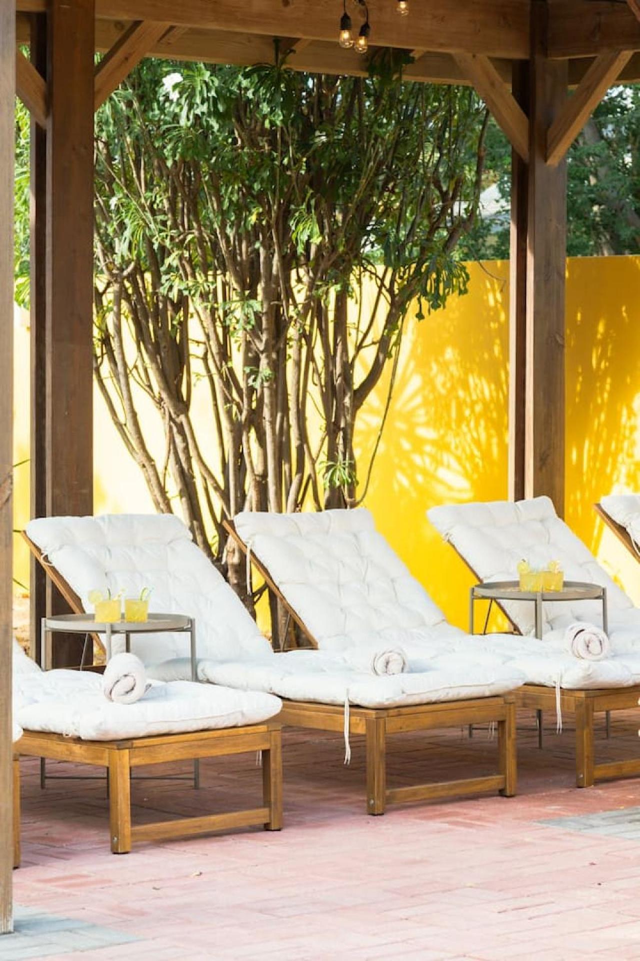 Casa Amarilla 9 mins from the beach