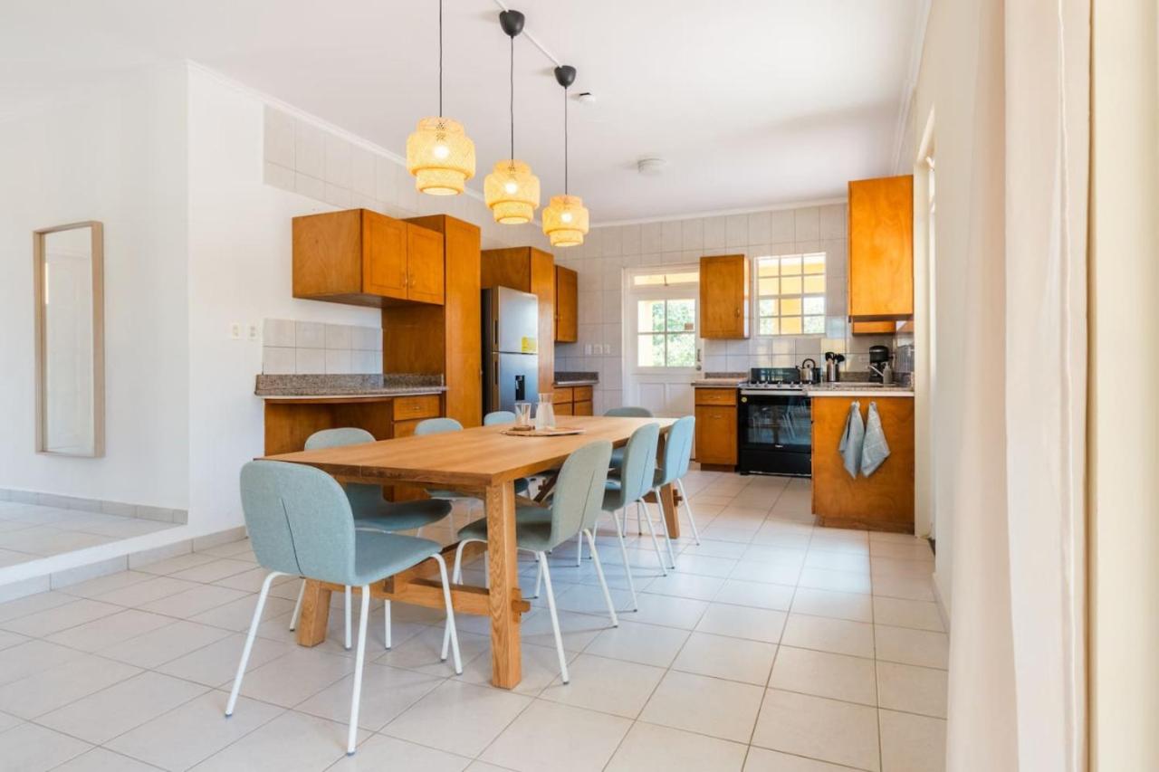 Casa Amarilla 9 mins from the beach