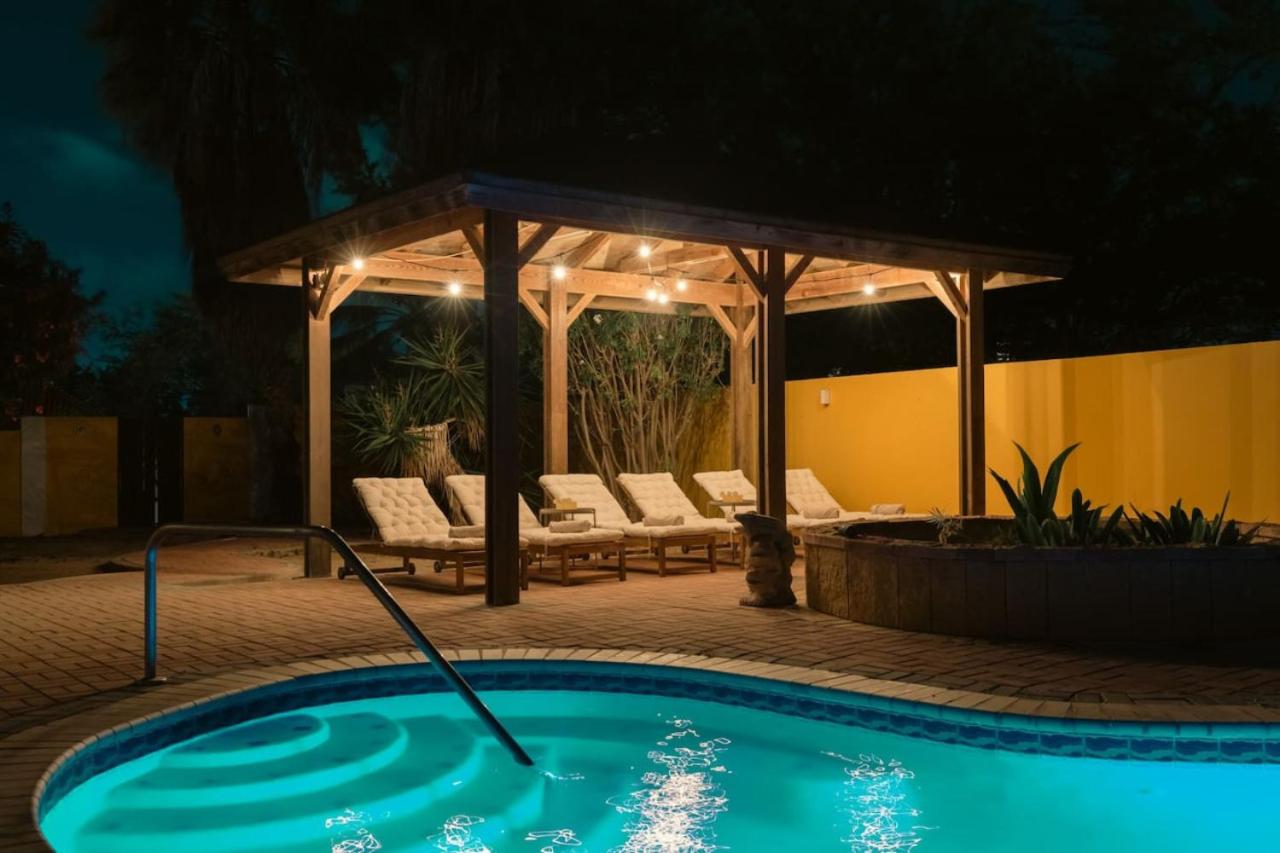 Casa Amarilla 9 mins from the beach