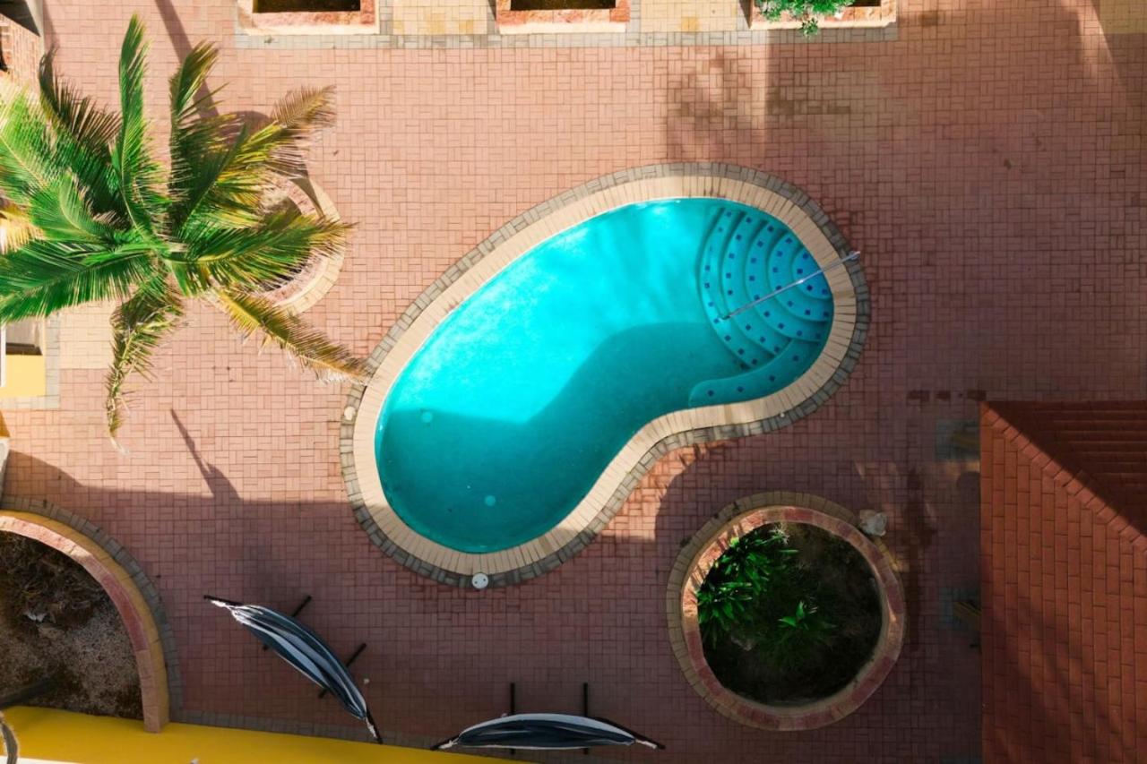 Casa Amarilla 9 mins from the beach