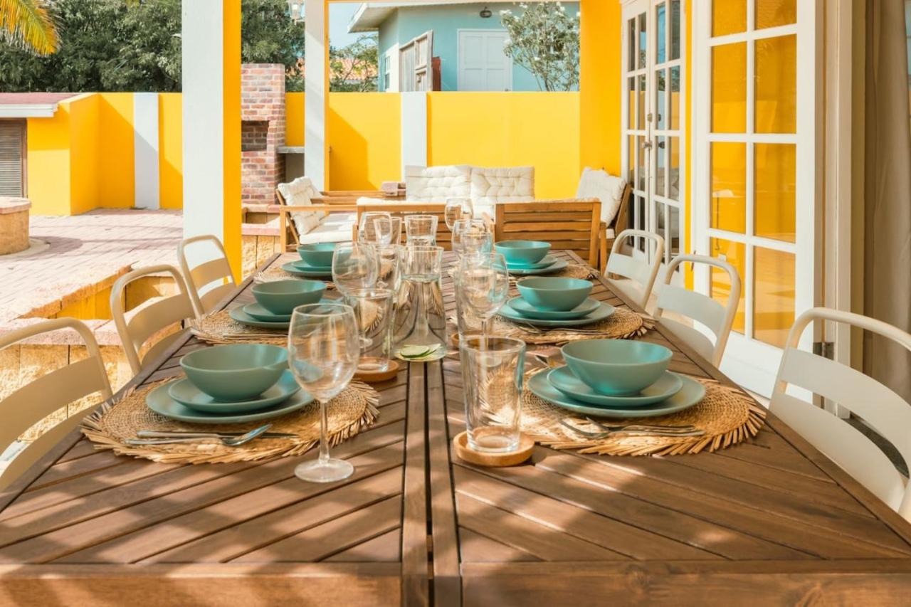Casa Amarilla 9 mins from the beach