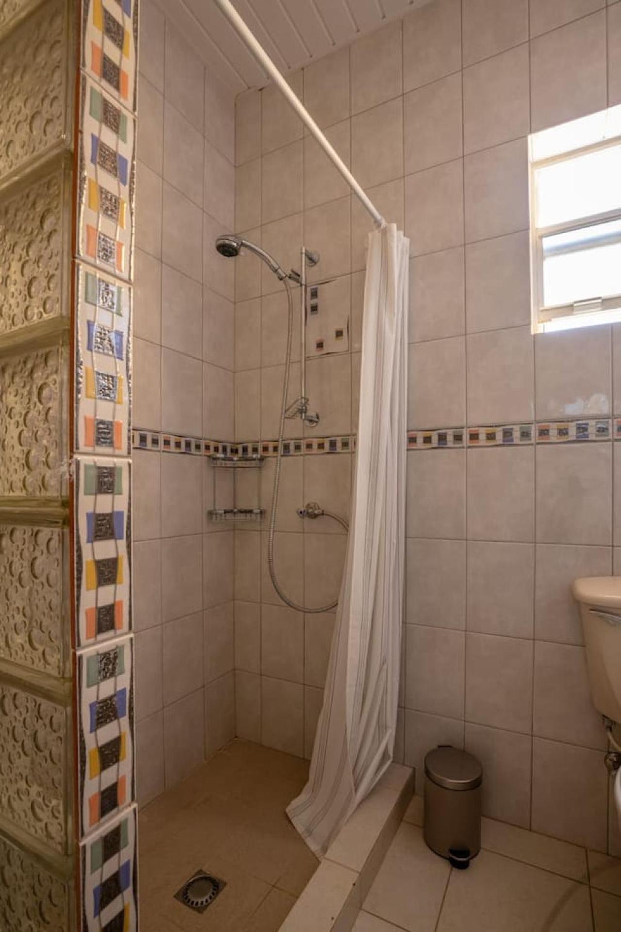 Casa Amarilla 9 mins from the beach