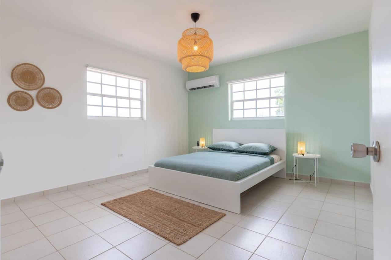 Casa Amarilla 9 mins from the beach