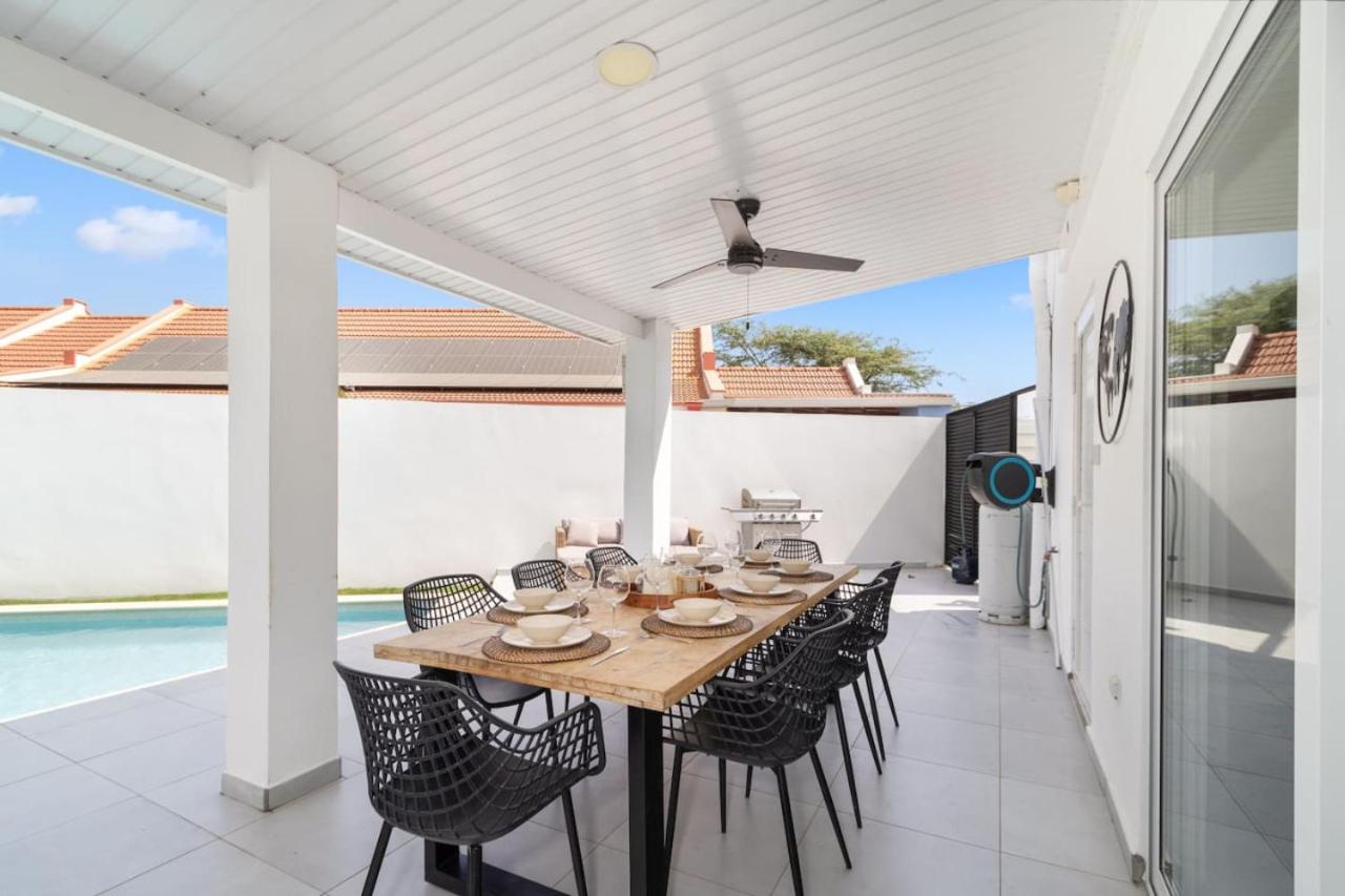 Villa Charly Large Villa with Pool in Noord