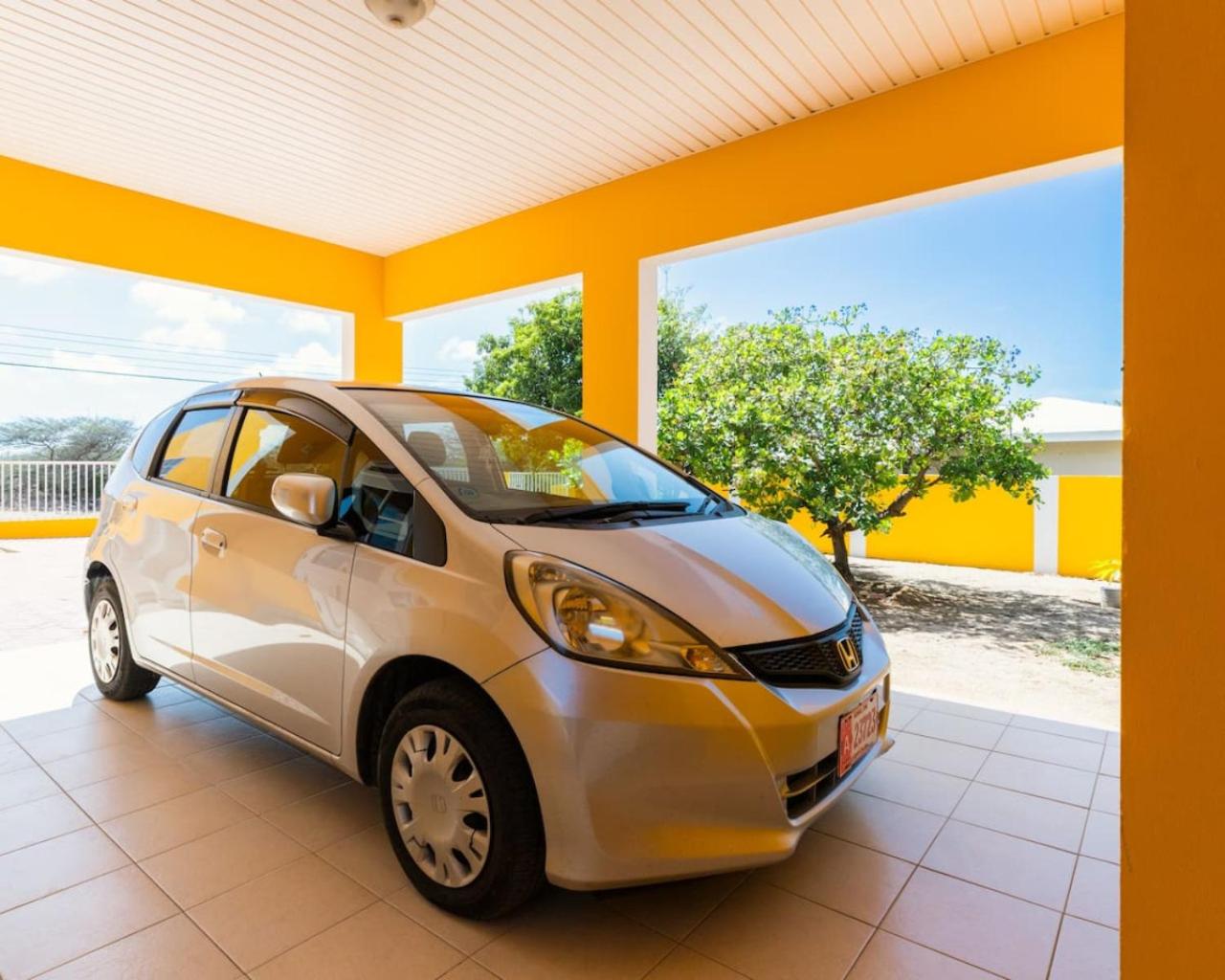 Casa Amarilla 9 mins from the beach