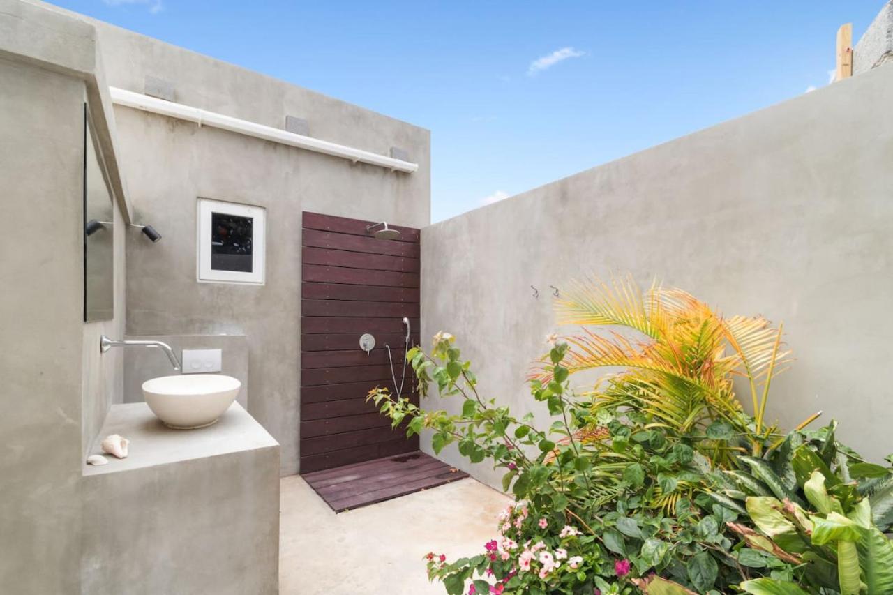 Villa Charly Large Villa with Pool in Noord