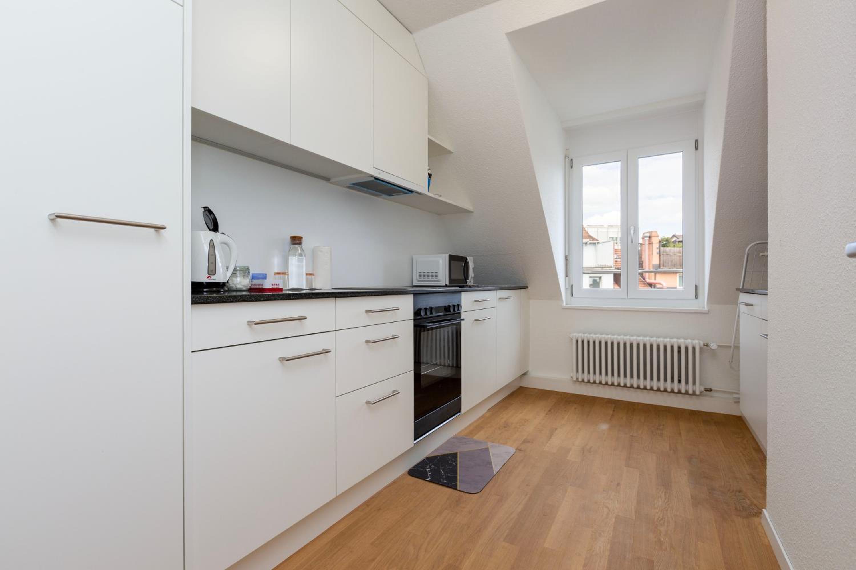 KAYA Zurich Apartment 5A - Downtown 2-BR Deluxe Loft Apt