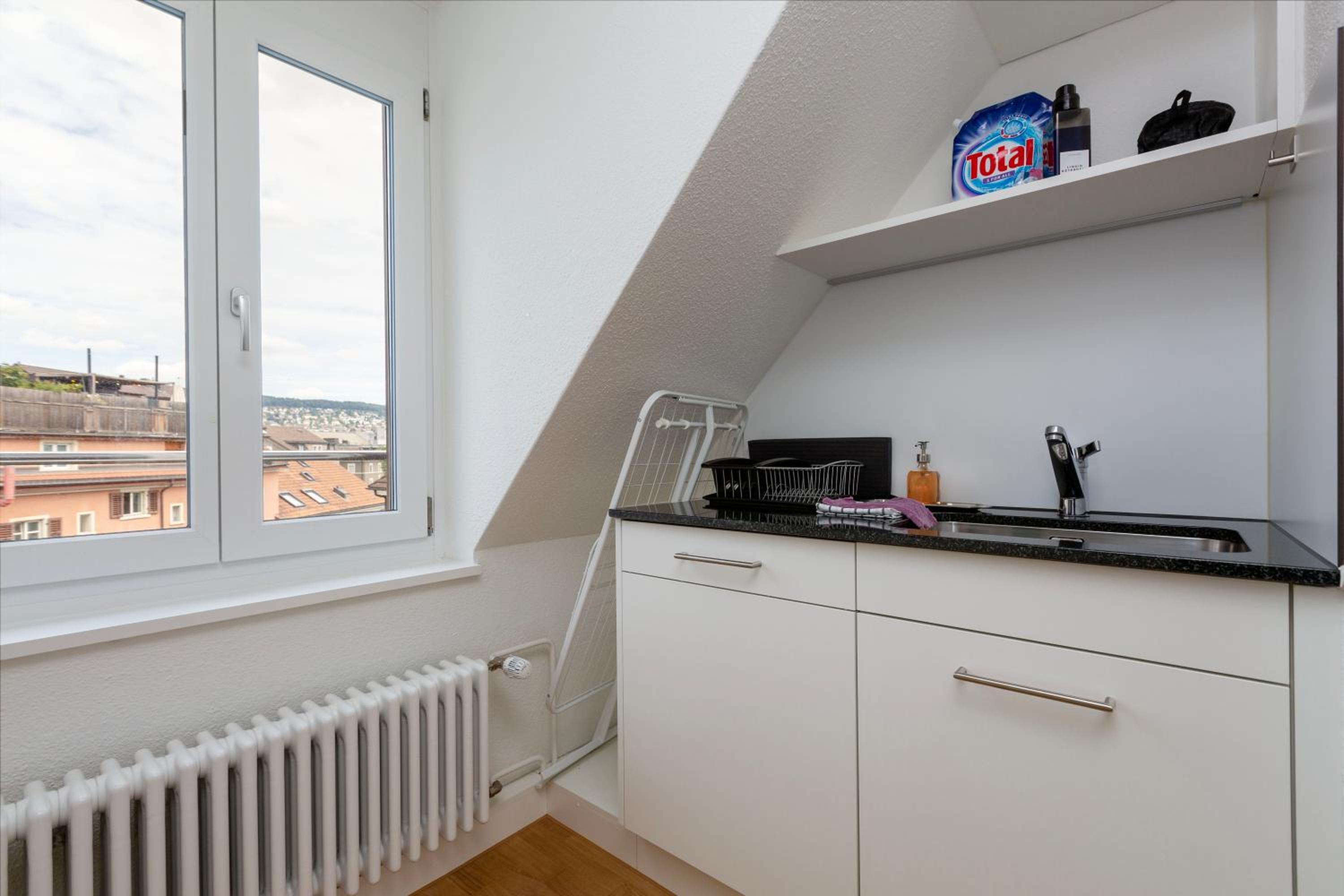 KAYA Zurich Apartment 5A - Downtown 2-BR Deluxe Loft Apt