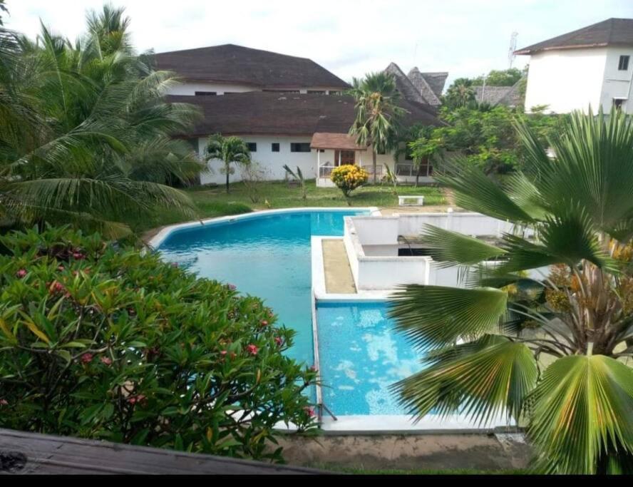 welcome to happy house 29 view 2