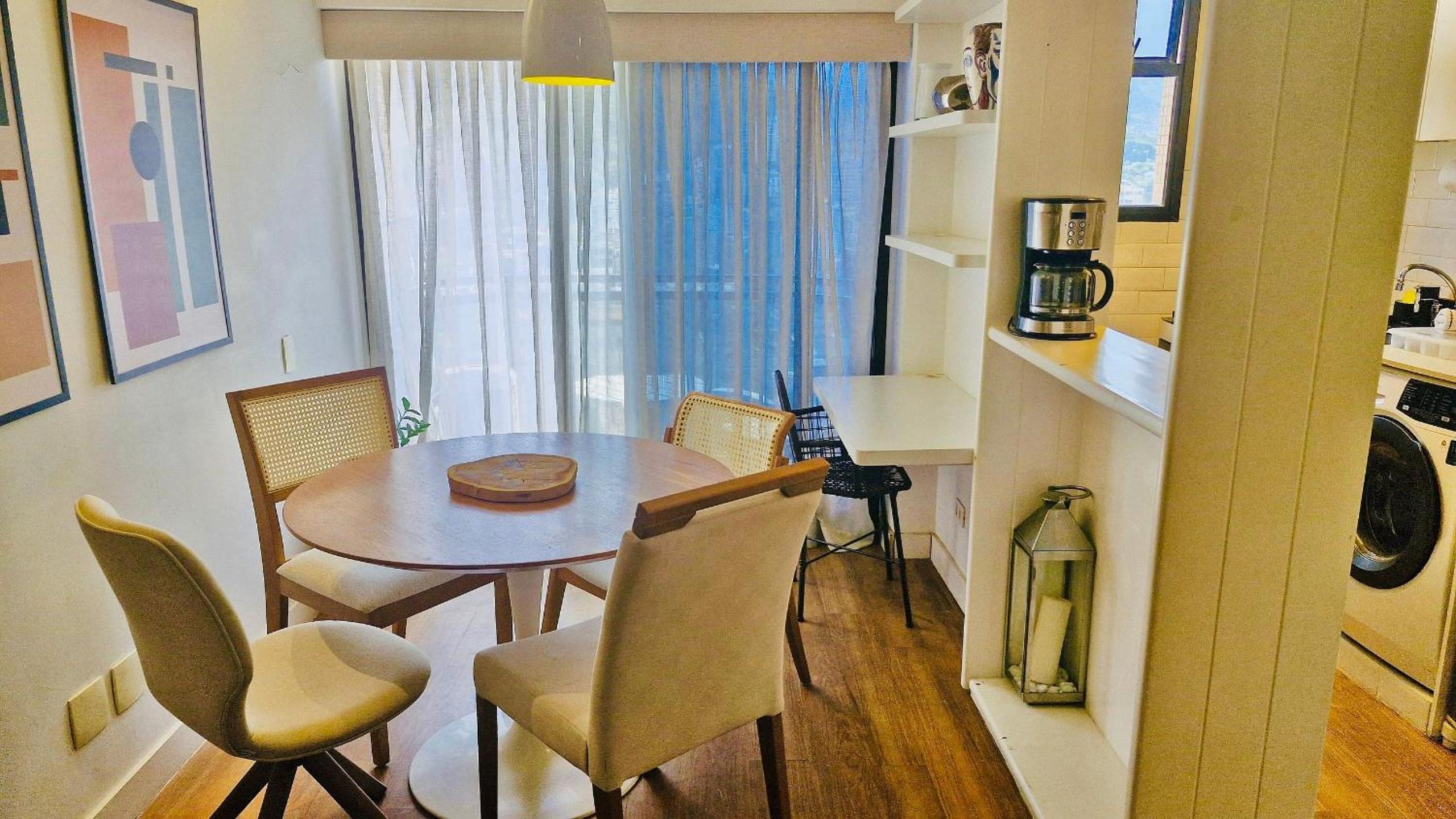 Top Apart Leblon - Flat com varanda, e terraço panorâmico