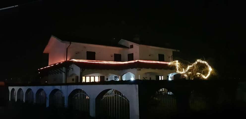 Casa Caginia 300mqgiardinopalestra e biliardo
