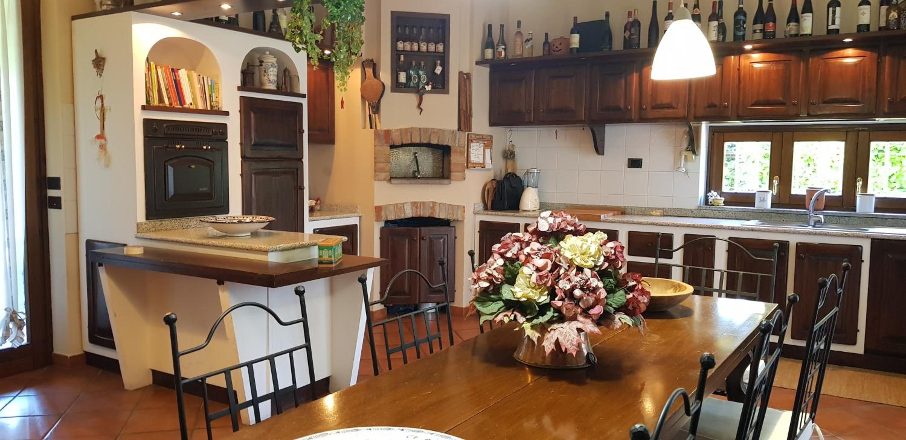 Casa Caginia 300mqgiardinopalestra e biliardo