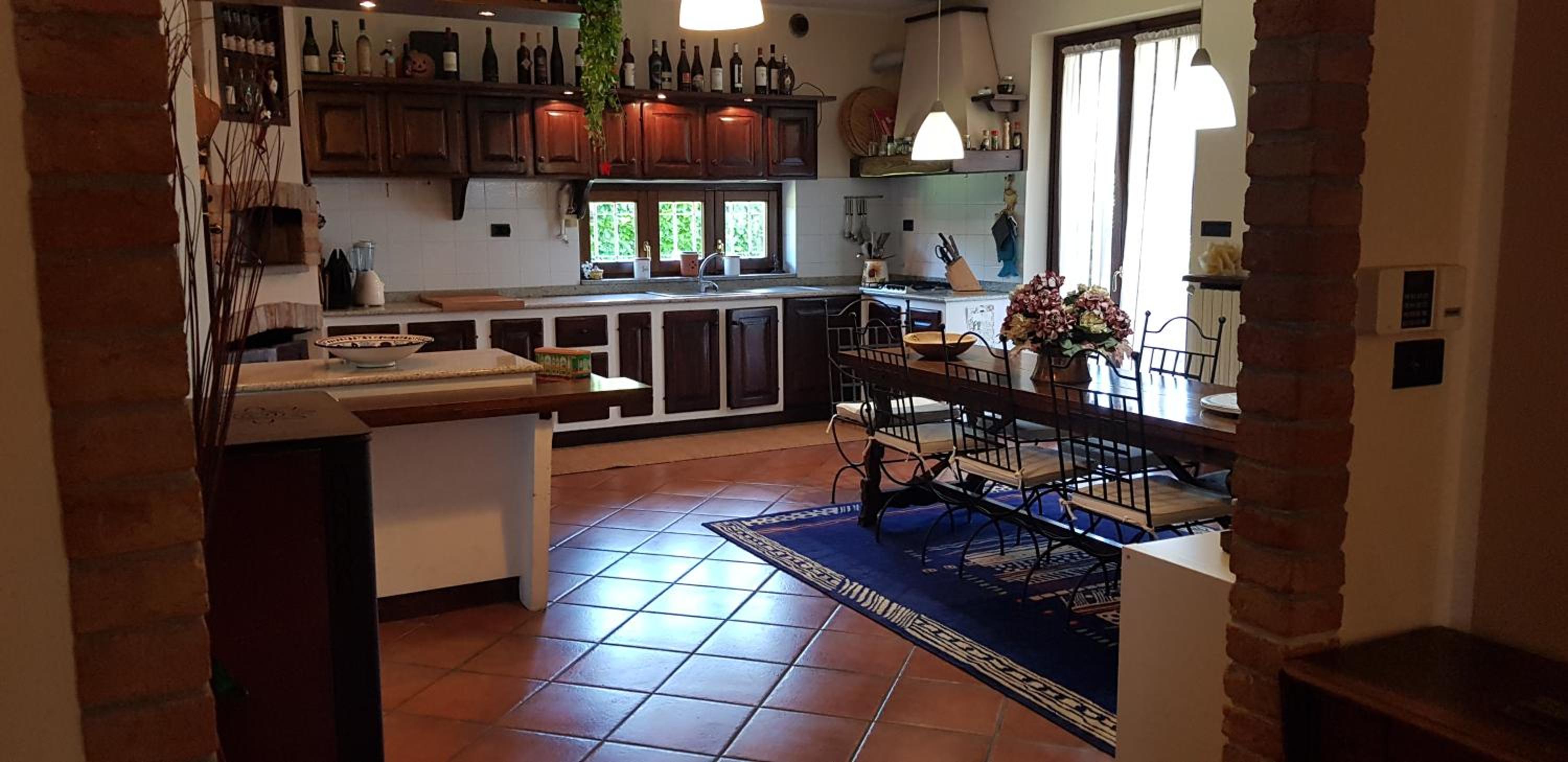 Casa Caginia 300mqgiardinopalestra e biliardo