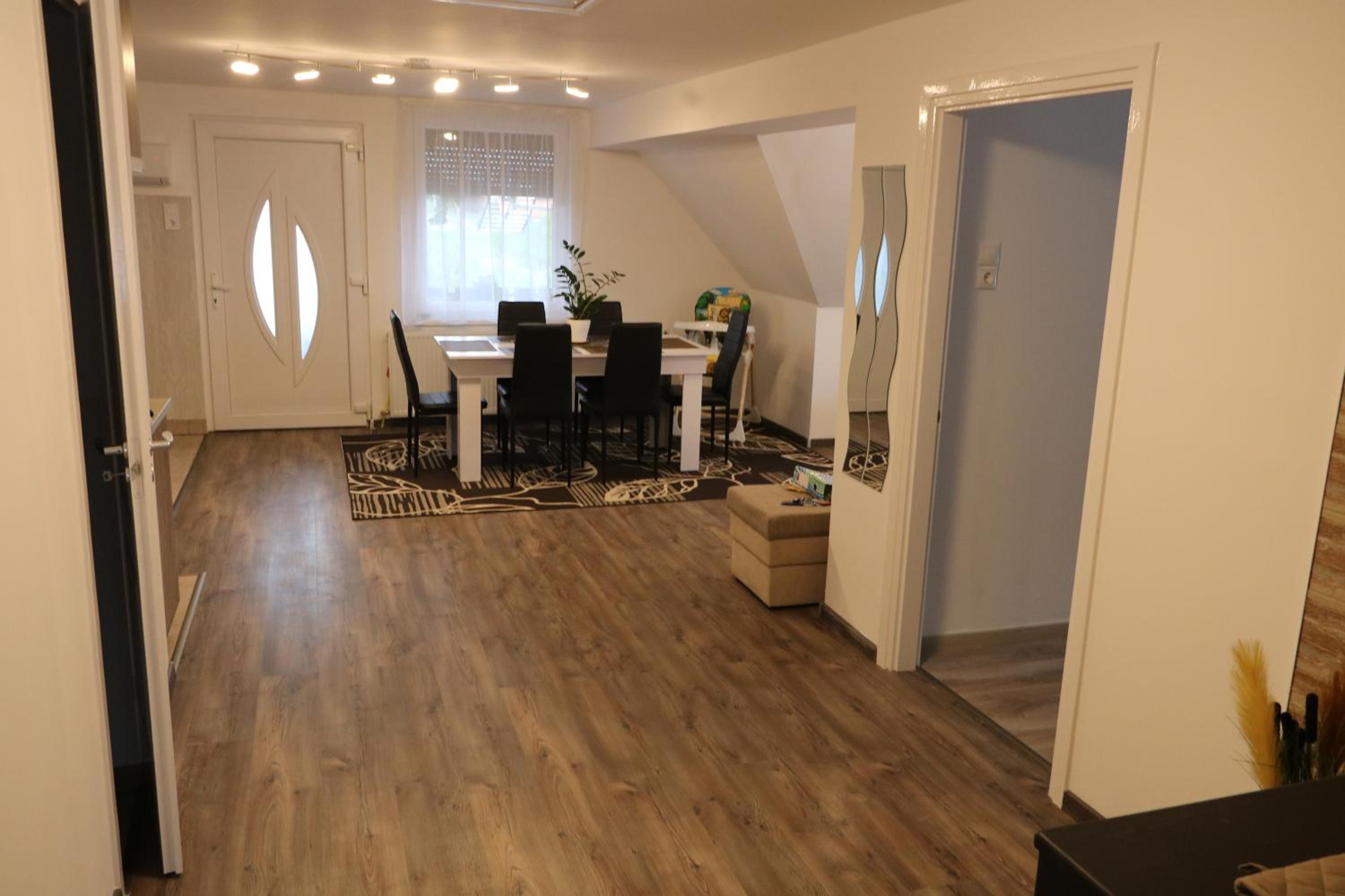 Szalakóta Apartman
