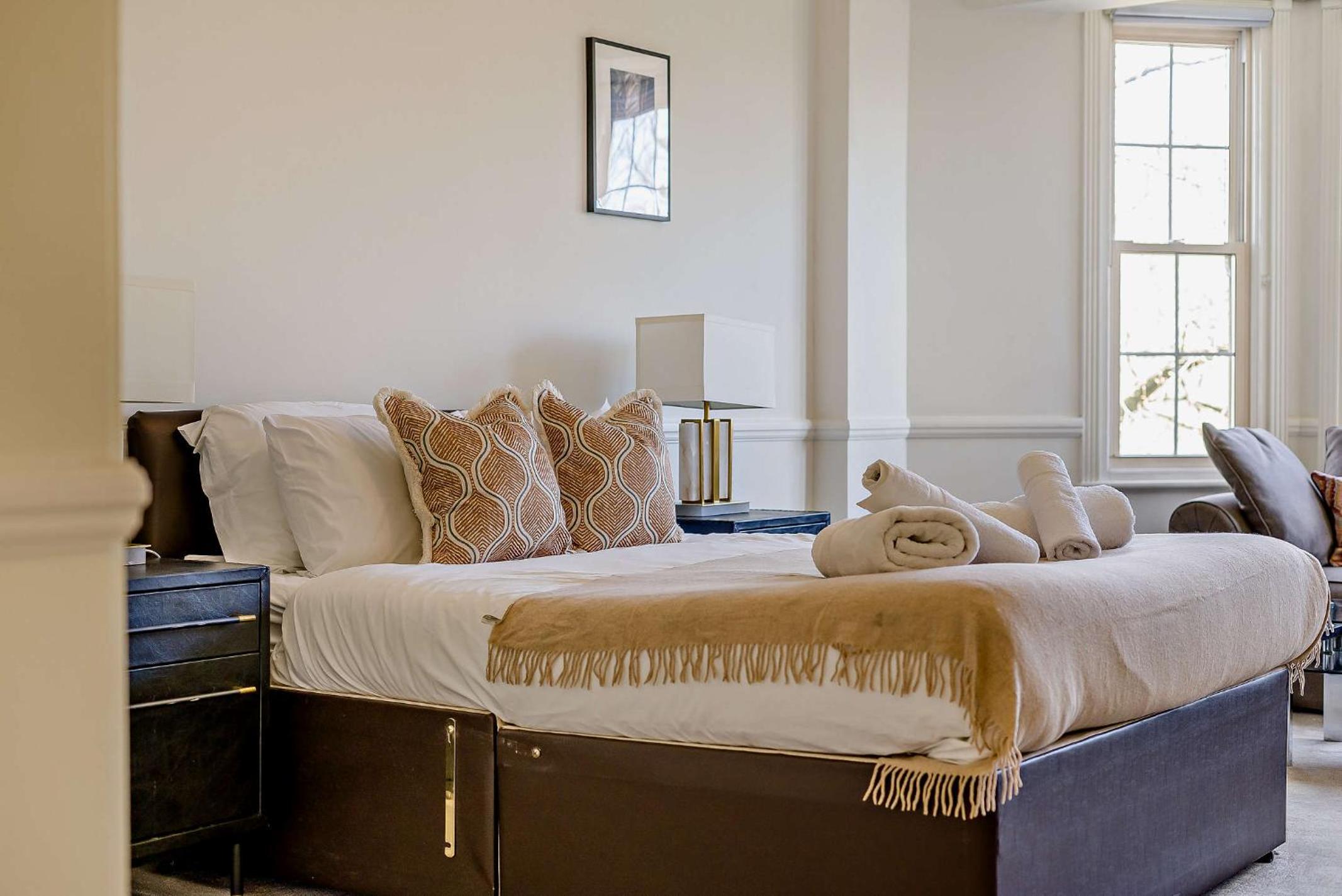 Strathmore Court Apartments