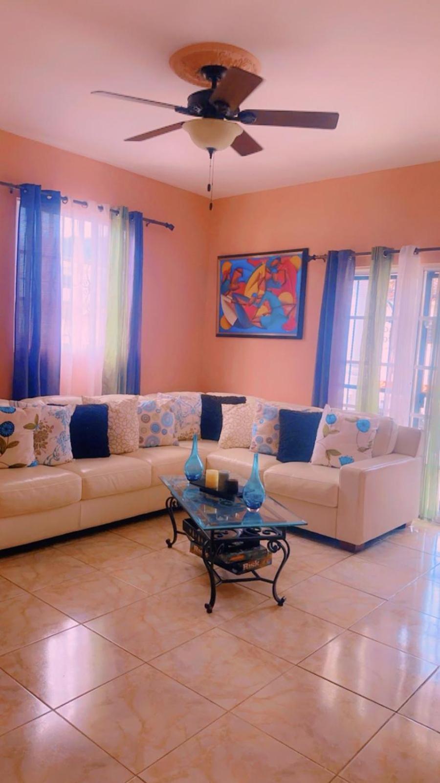 Casita Azul