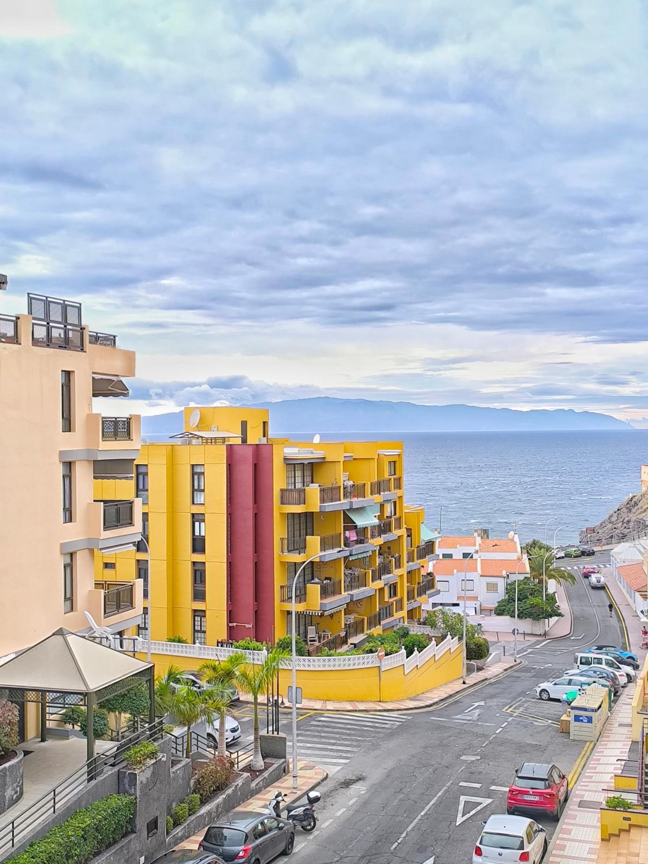 OLIVIA SUNSET BLISS - AC, fibre net, large pool, La Gomera and ocean view view 5