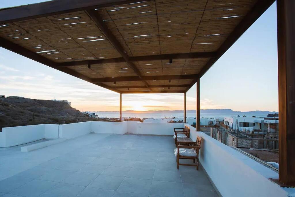Exclusive pool house