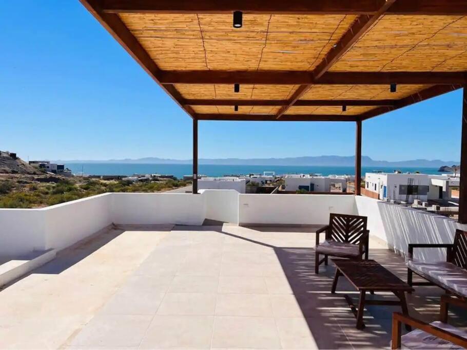 Exclusive pool house