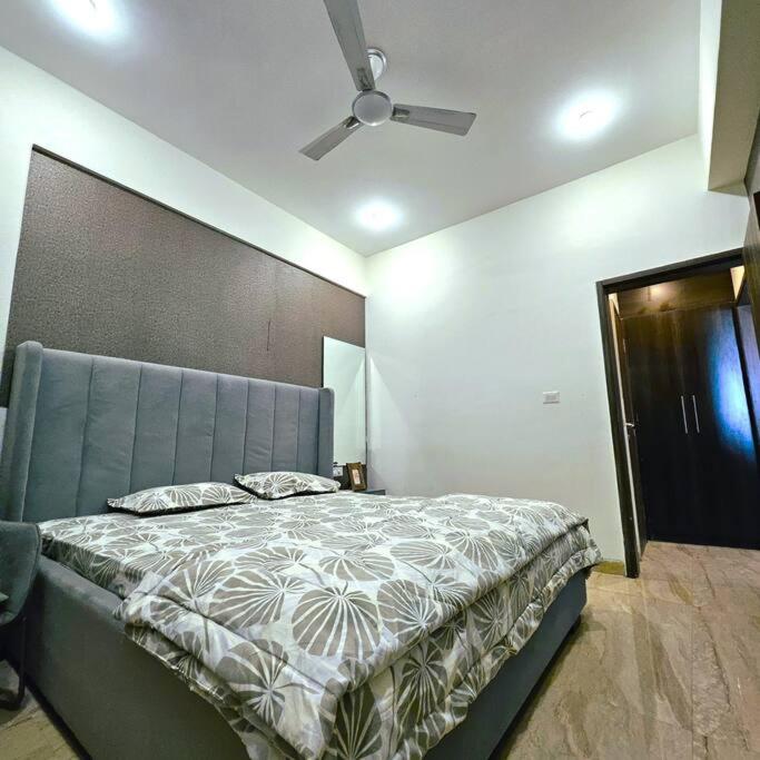 Keshvi Abode 1BHK near Prem Mandir view 3