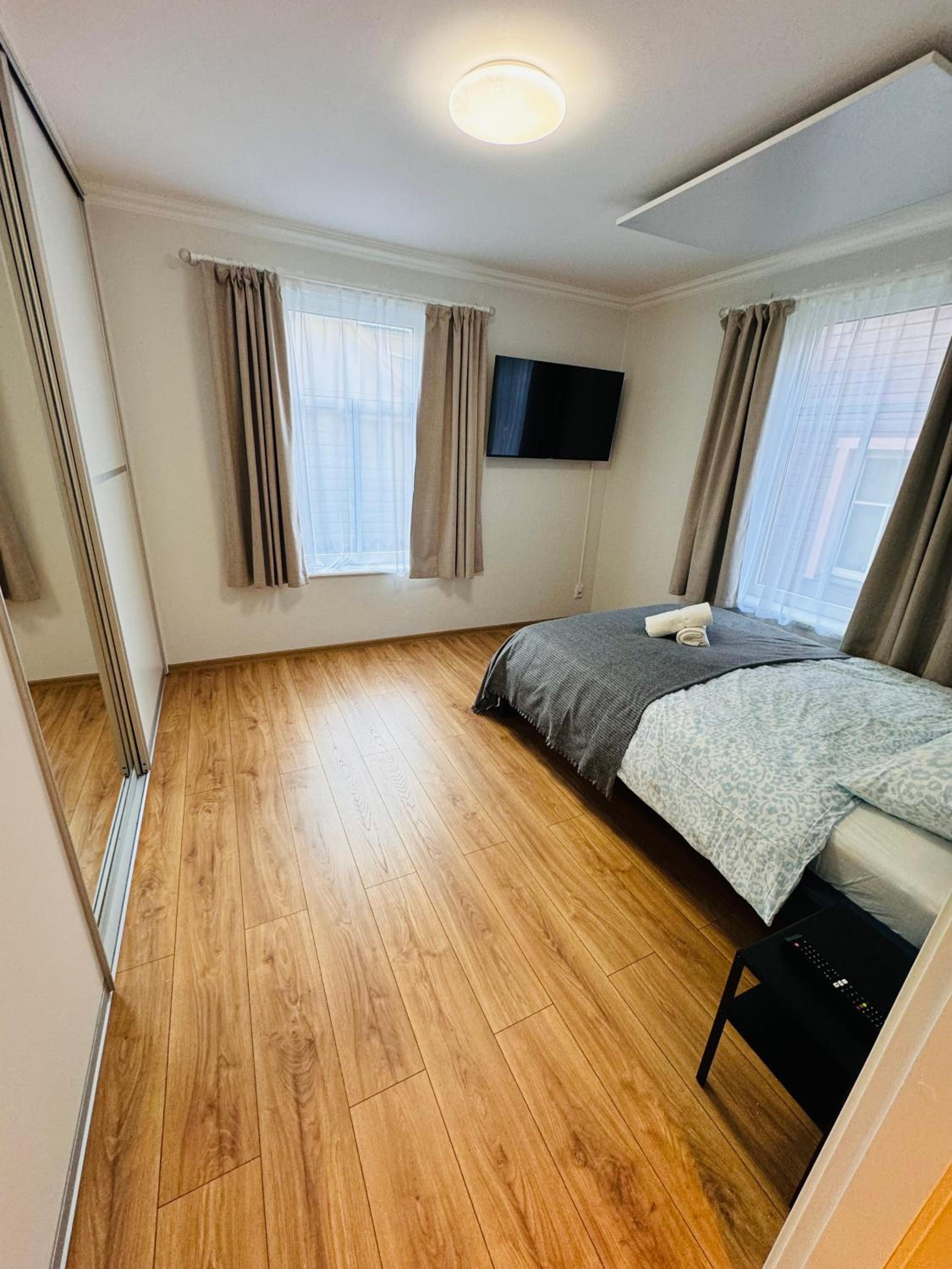 Tallinn Downtown 1BR apartment with parking