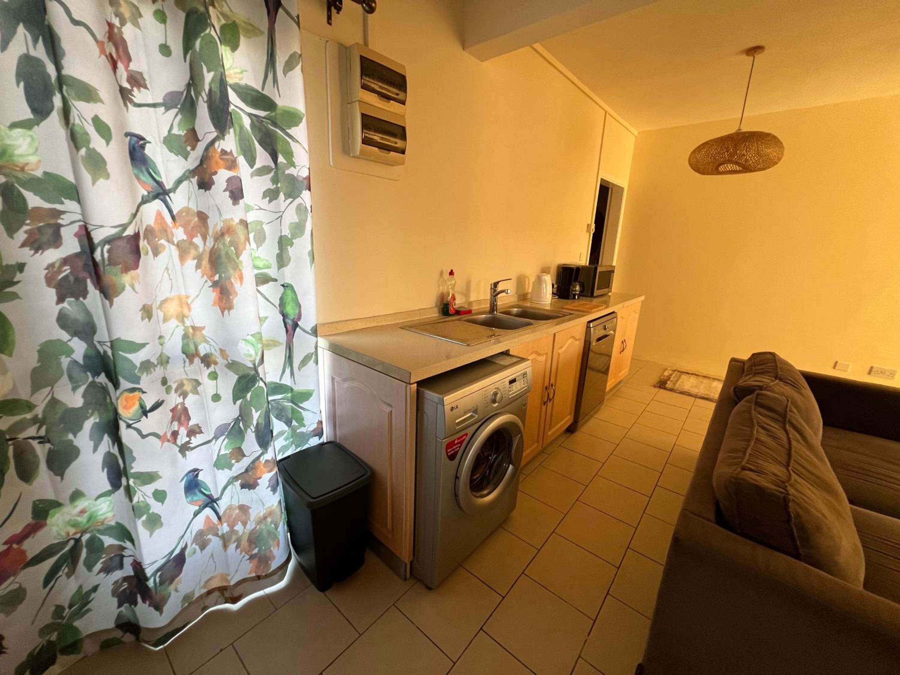 Ocean Escape Pereybere- FRESHLY RENOVATED view 5