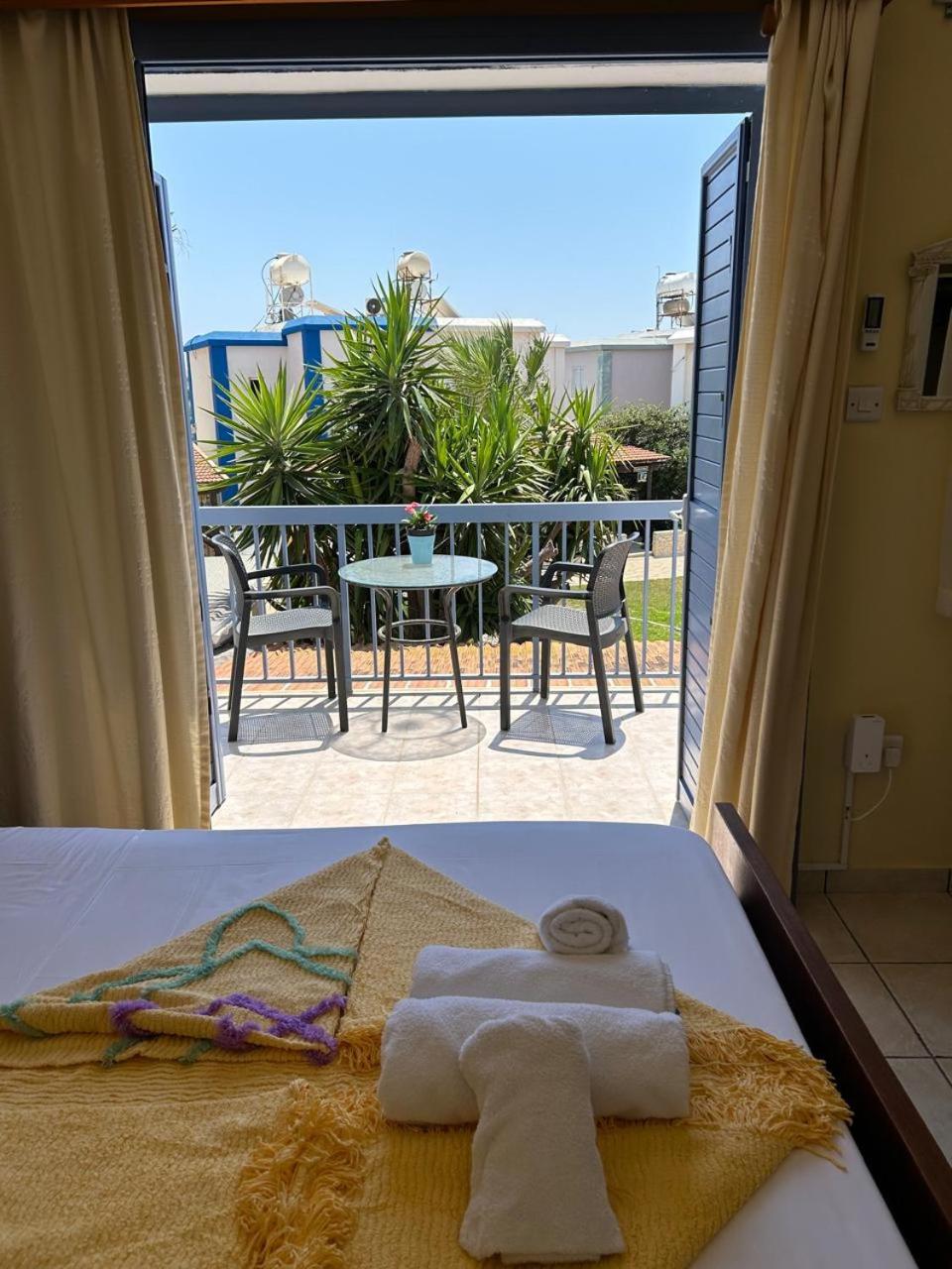 Ammos Villa 20 Side Seaview