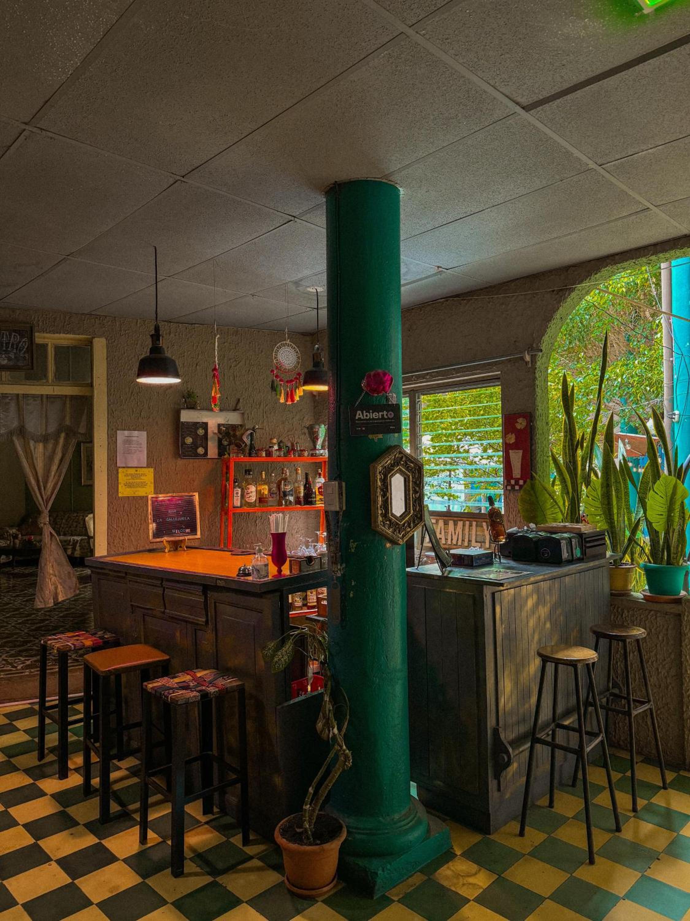Hostal Brunette Santein