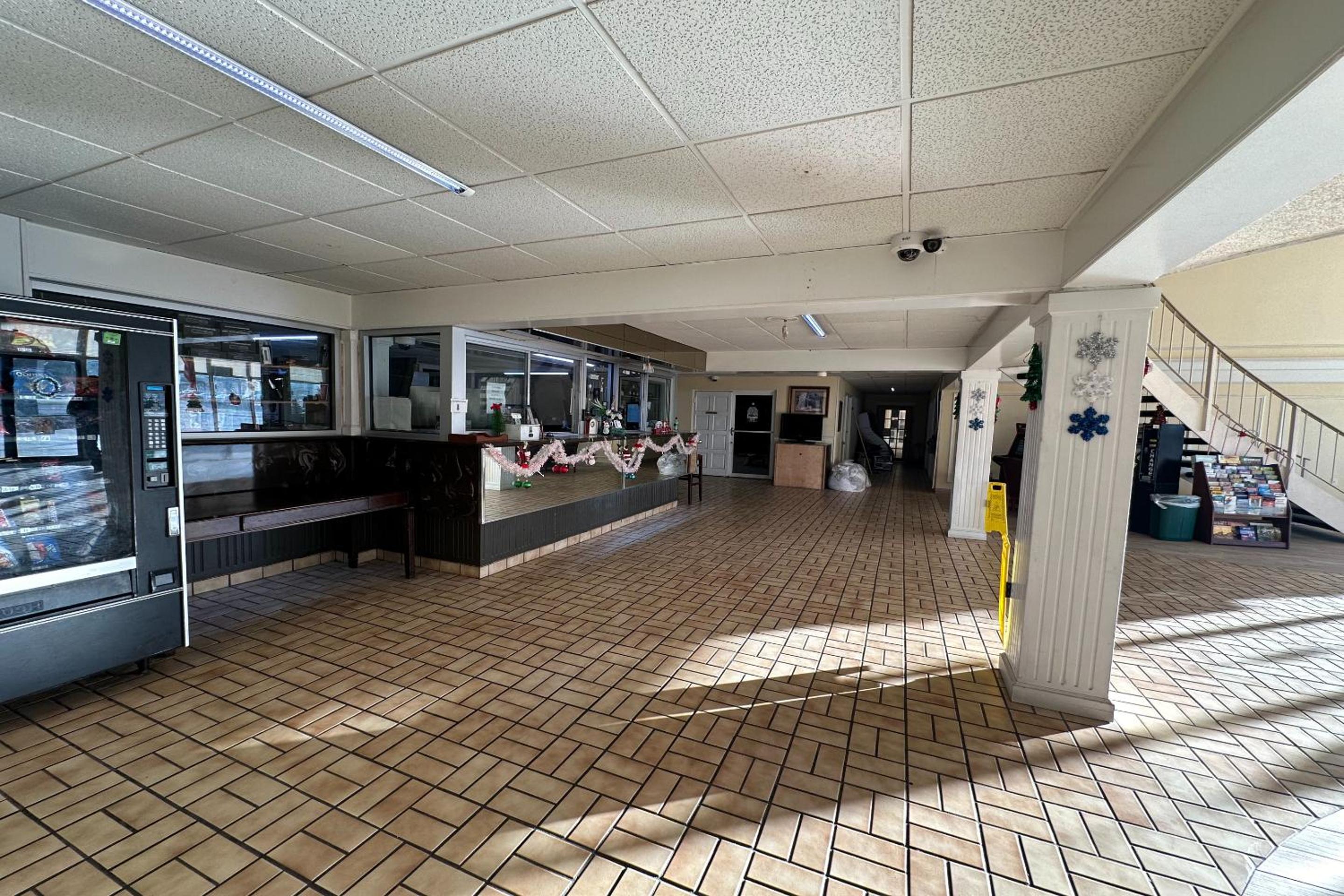 River Valley Inn and Suites