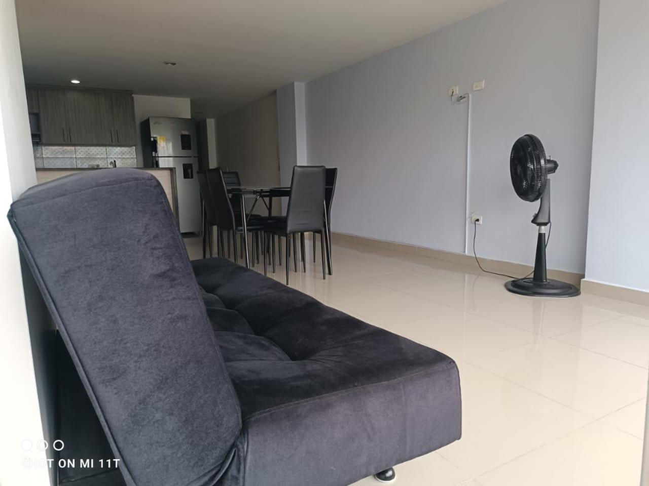 Cómodo y Amplio Apartamento en Medellín