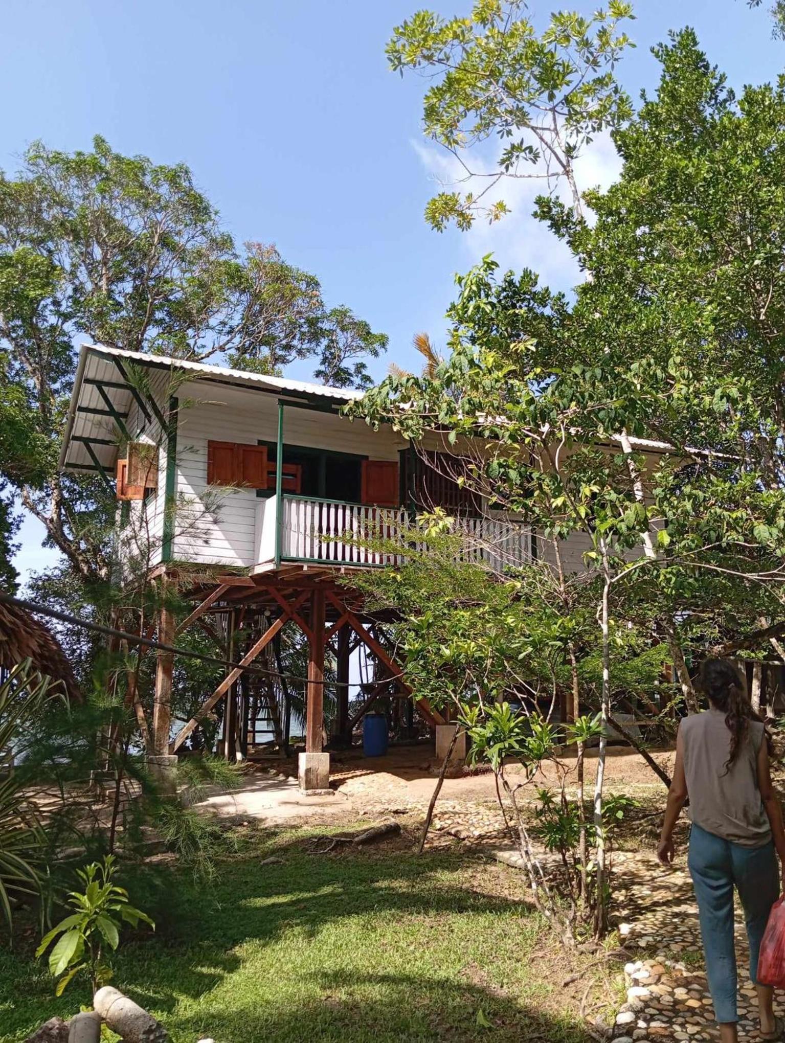 Coco Bamboo Beach Camp view 4