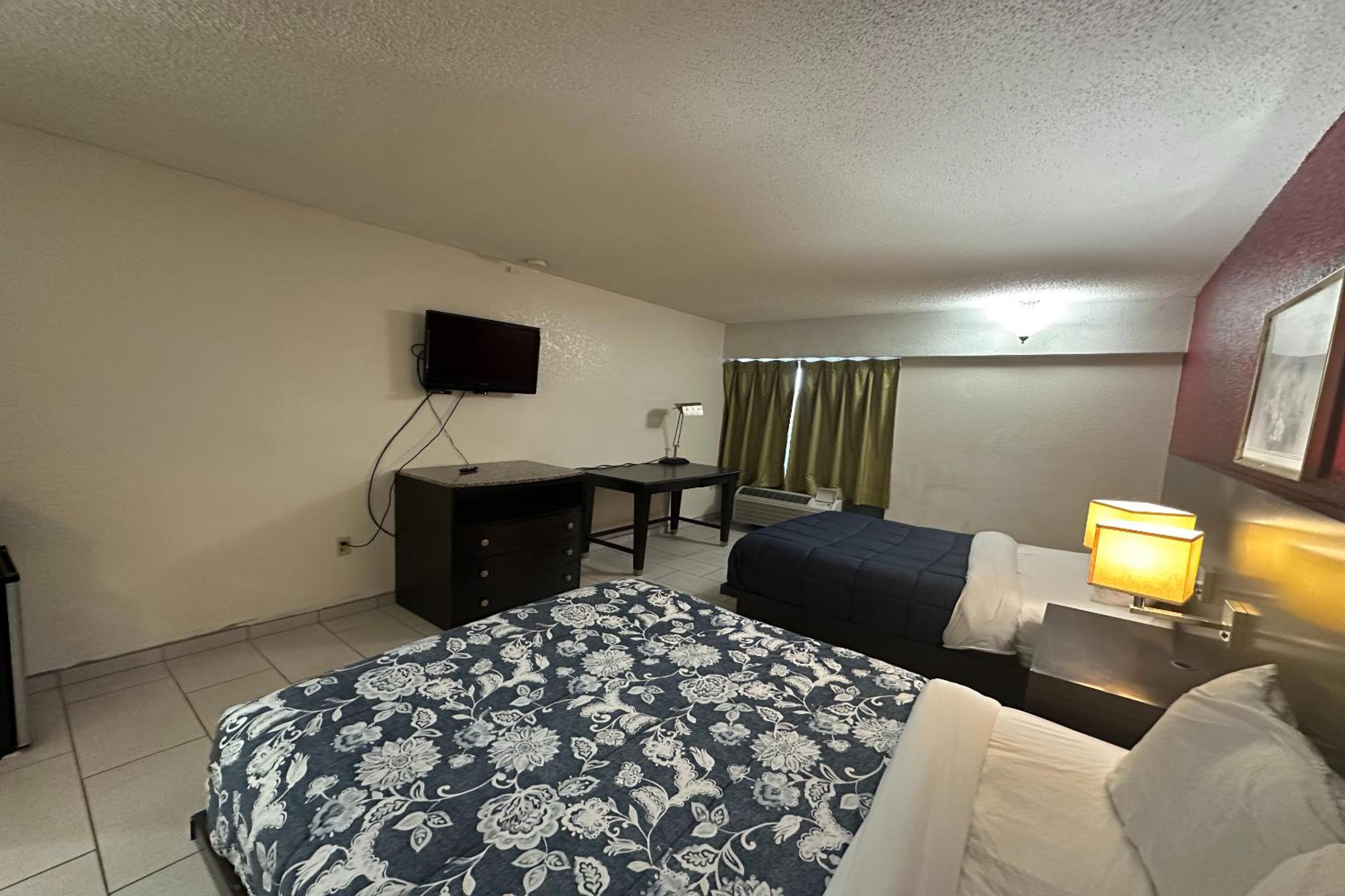 River Valley Inn and Suites