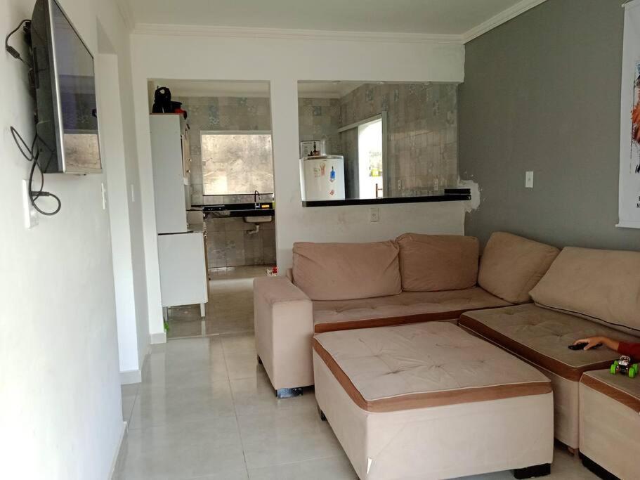 casa ampla com 3 quartos e piscina com hidromassagem