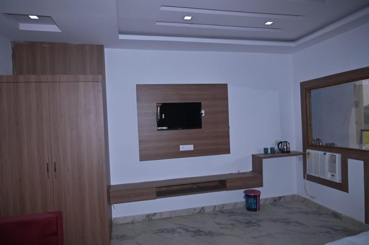 Photo 7