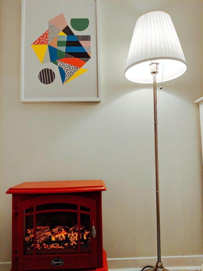 Toronto Vacations - Charming Basement Suite with Private Entrance Near Subway, Koreatown  UofT - Property Image 5