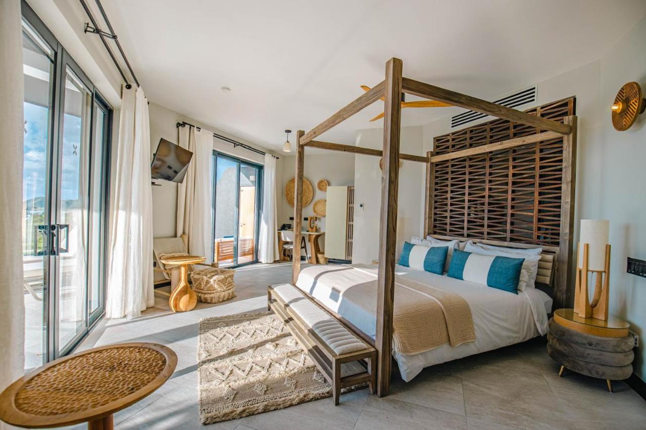 Tamarind Hills Resort & Villas