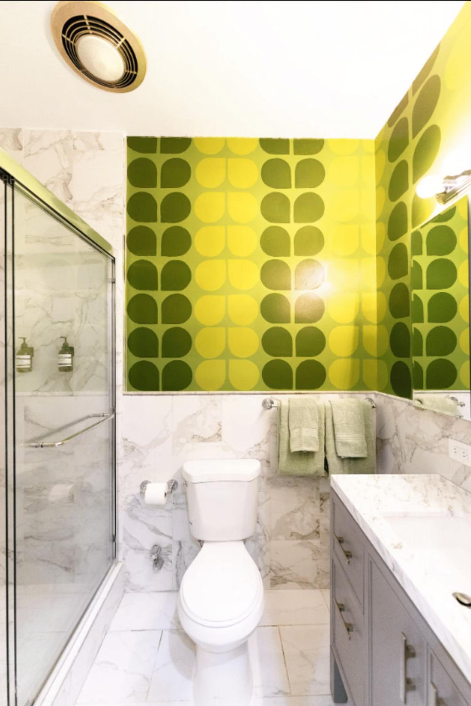 The Green Room: 70s Groove Themed Studio
