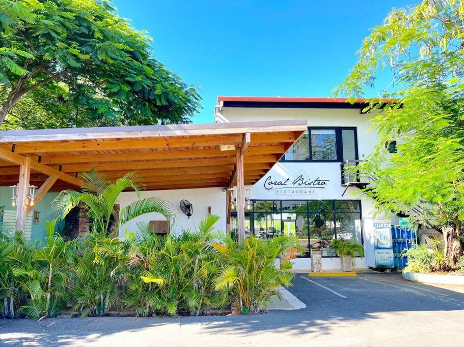 CoralCliffs Ocean View Residence