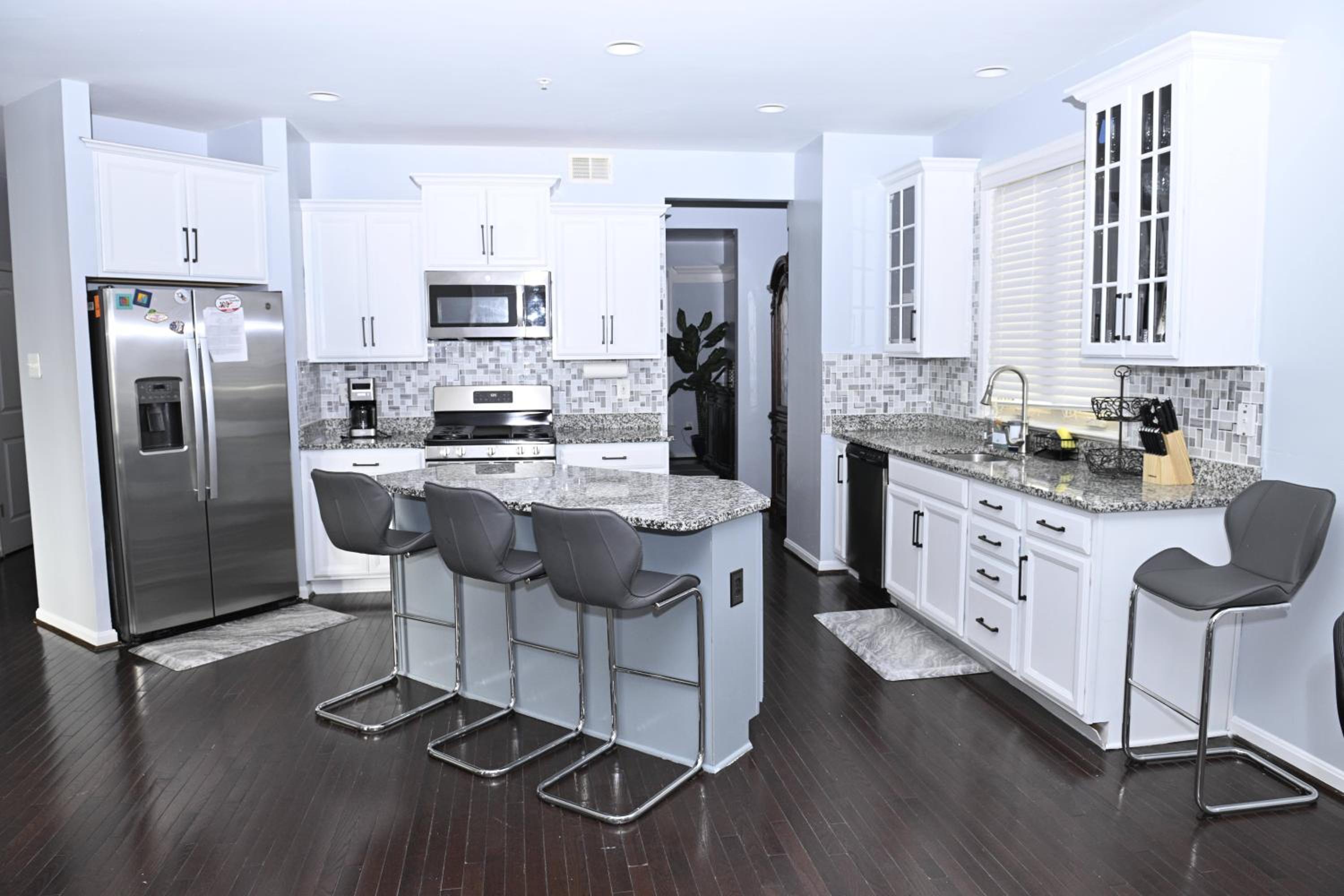 Luxury Living at Woodmore - Property Image 30