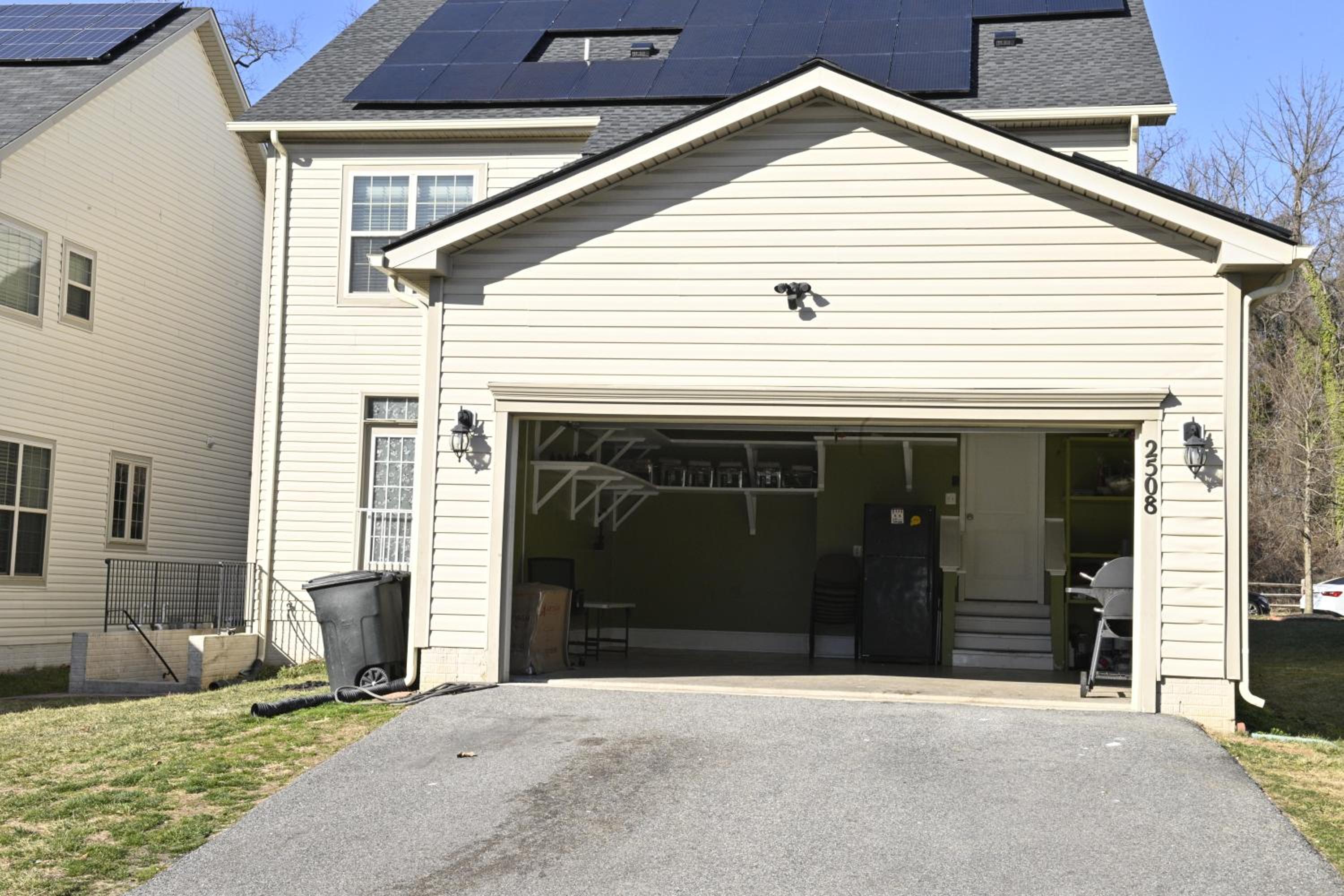Luxury Living at Woodmore - Property Image 5